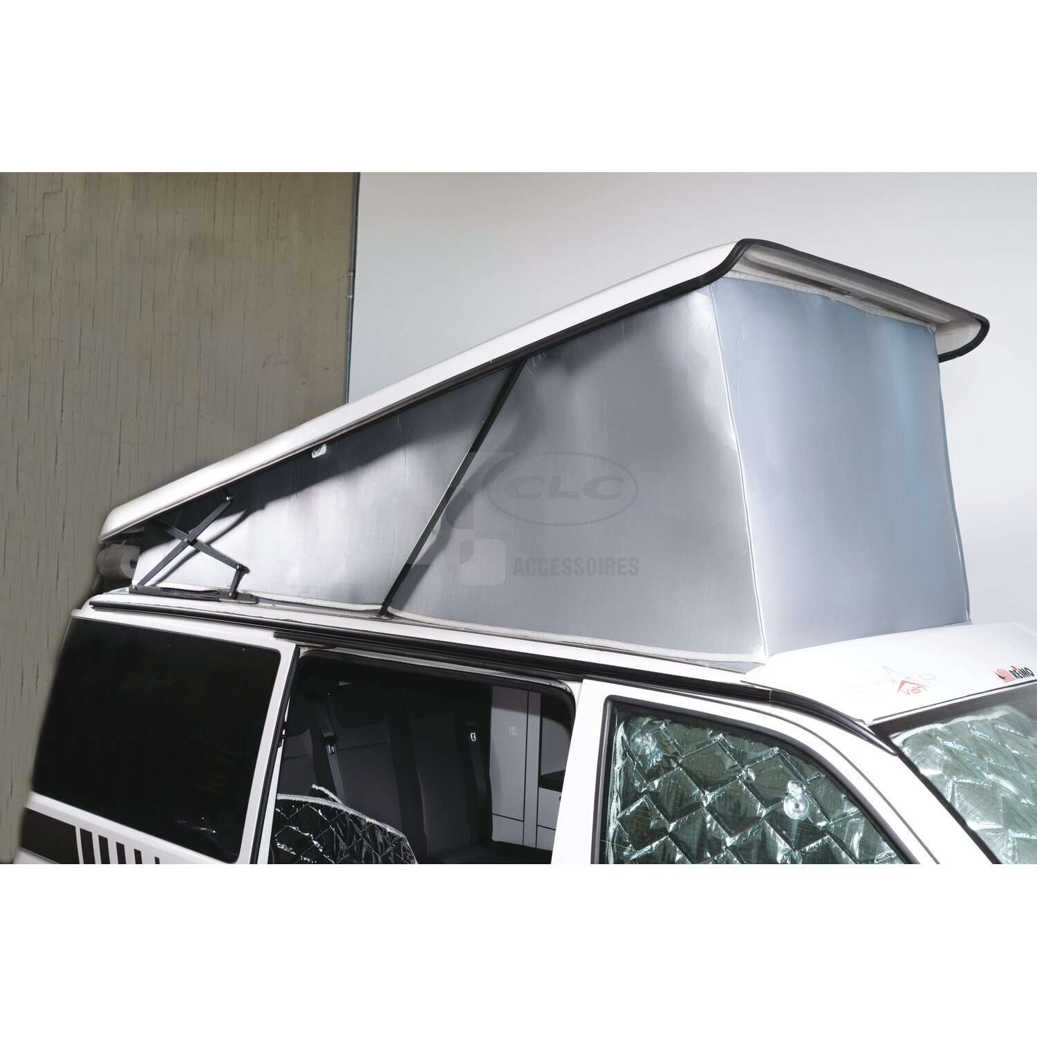 Protection isotherme pour toit relevable P001132